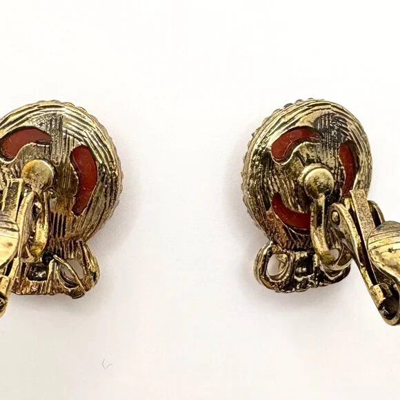 Vintage Victorian Revival Cameo Clip On Earrings Gold Tone - Picture 4 of 4